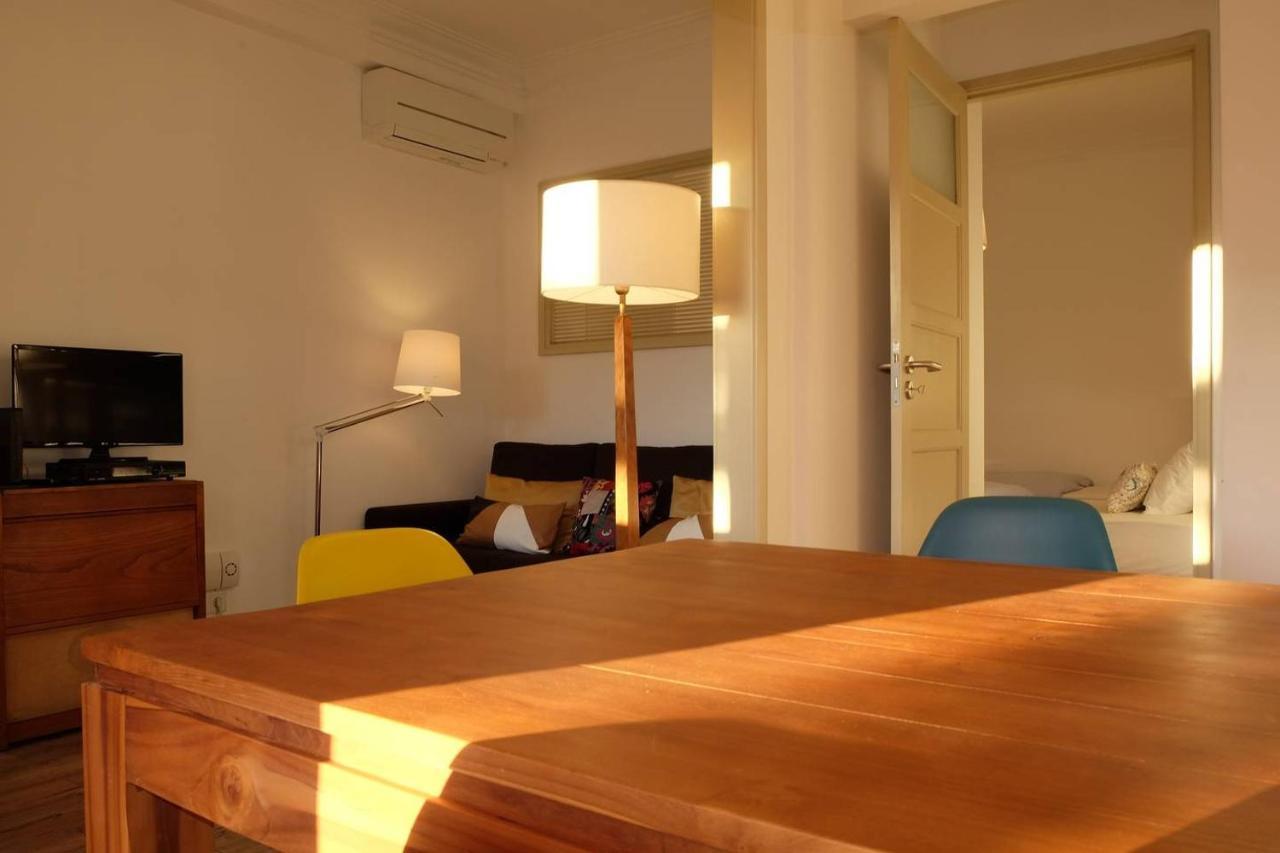 Central 2 Bedroom Apt W/Garden And Pantheon Views Лиссабон Экстерьер фото